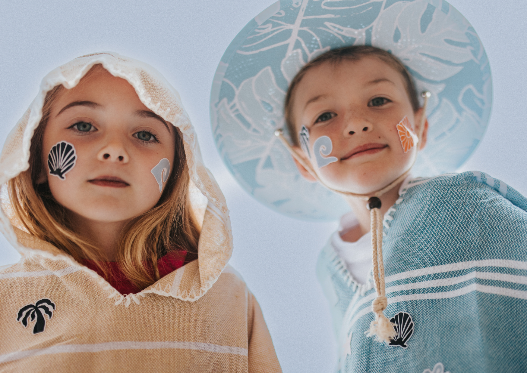 Kids Changing Poncho vs. Towel: Which Is Better After Swimming?