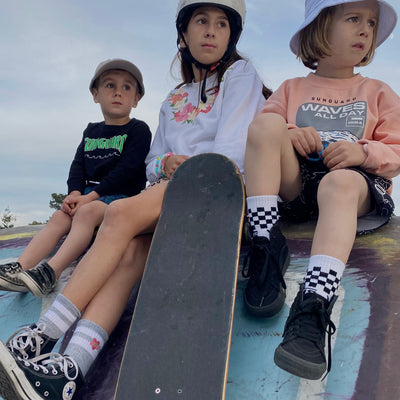 🍂 Cozy Beach Nights: The Best Kids’ Sweatshirts for Fall Adventures